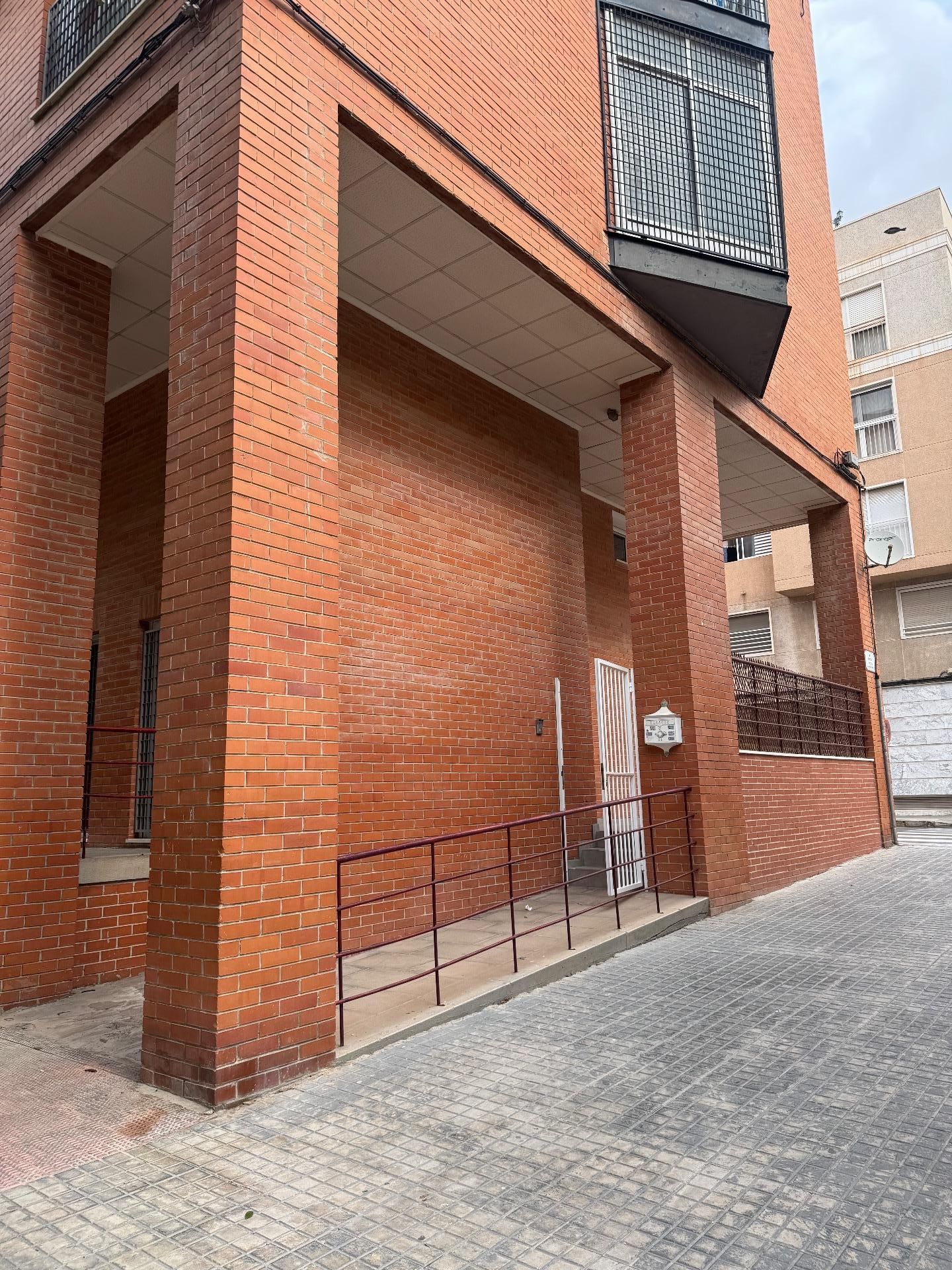 Exterior view of Planta baja to rent in Elche / Elx  with Air Conditioner, Heating and Terrace
