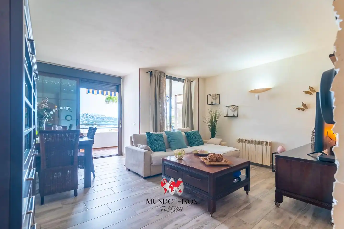 Living room of Flat for sale in Calvià  with Air Conditioner, Heating and Terrace