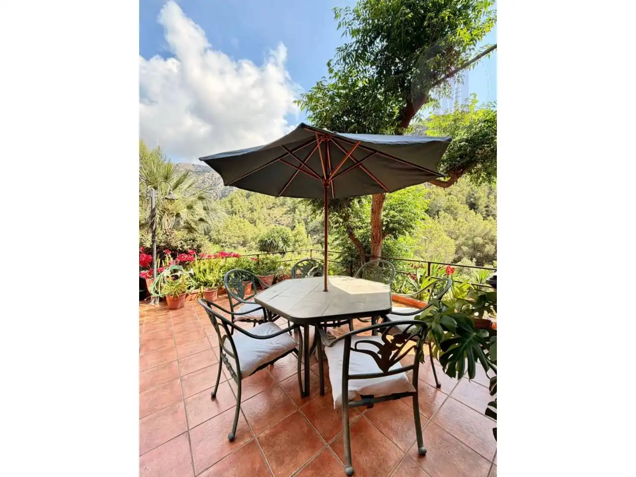 Terraza de Casa adosada en venta en Sitges con Aire acondicionado, Calefacción y Jardín privado