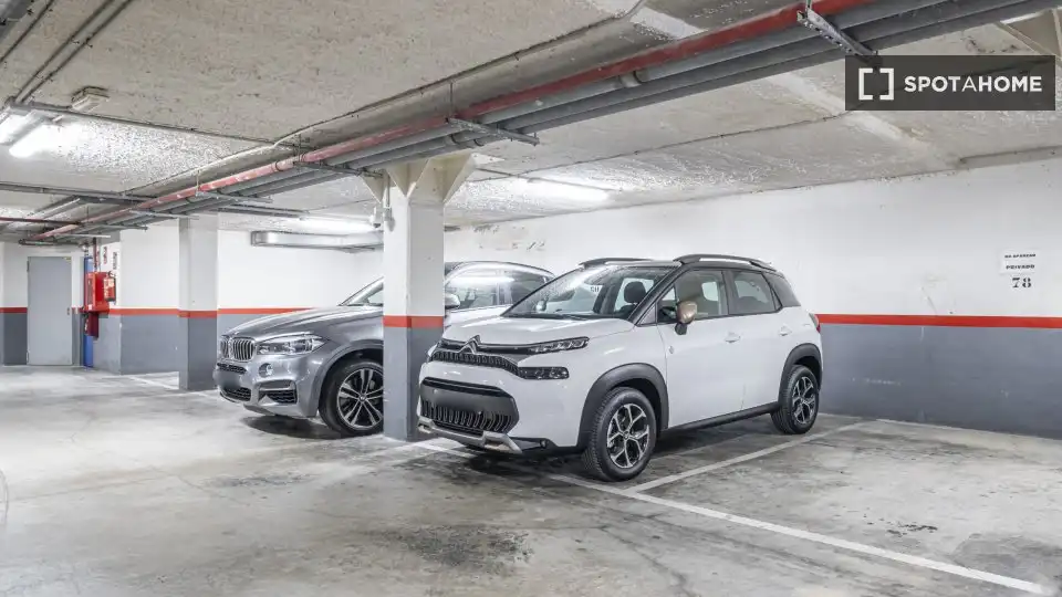 Parking of Apartments for share in Villajoyosa / La Vila Joiosa  with Air Conditioner and Terrace