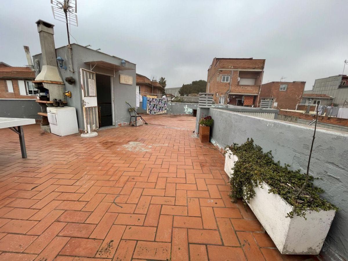 Exterior view of Flat for sale in Terrassa  with Heating and Terrace