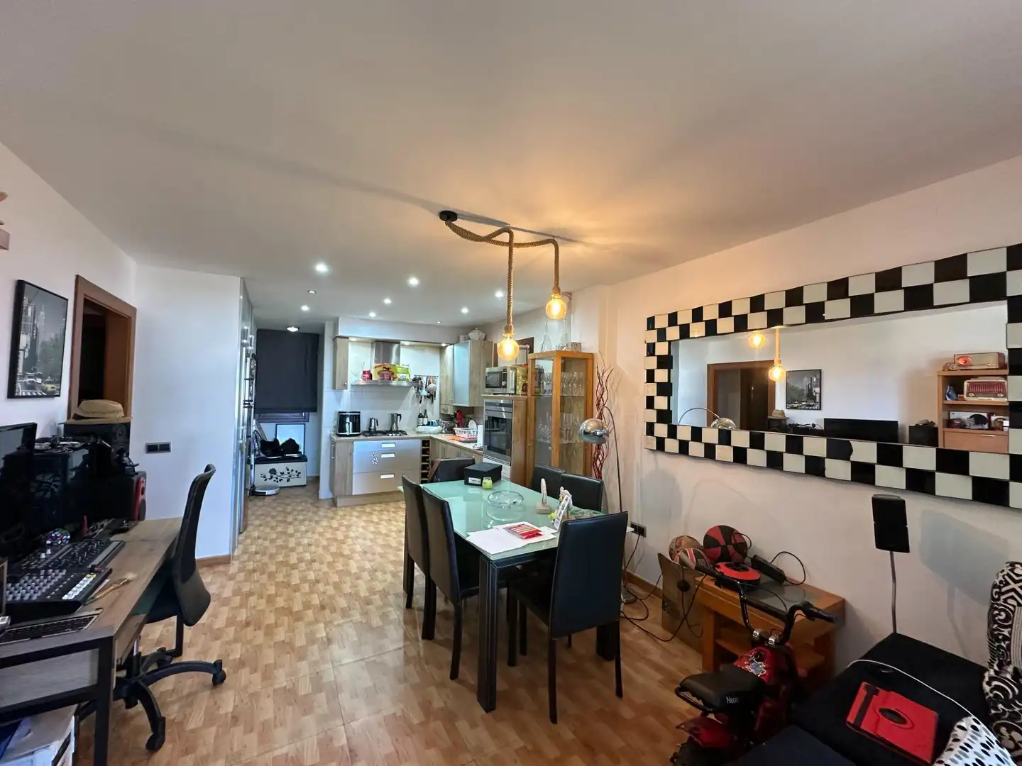 Comedor de Piso en venta en Estepona con Aire acondicionado, Jardín privado y Terraza