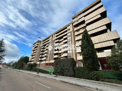 Vista exterior de Pis en venda en Valladolid Capital amb Calefacció i Moblat