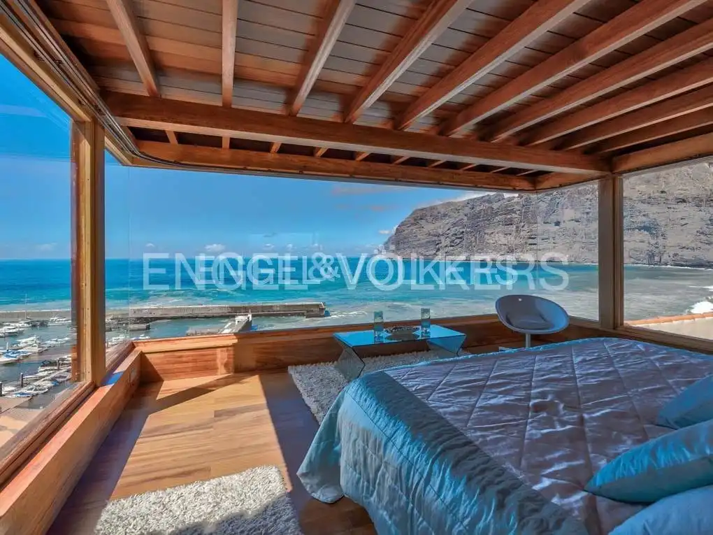 Houses for sale in Acantilados de Los Gigantes