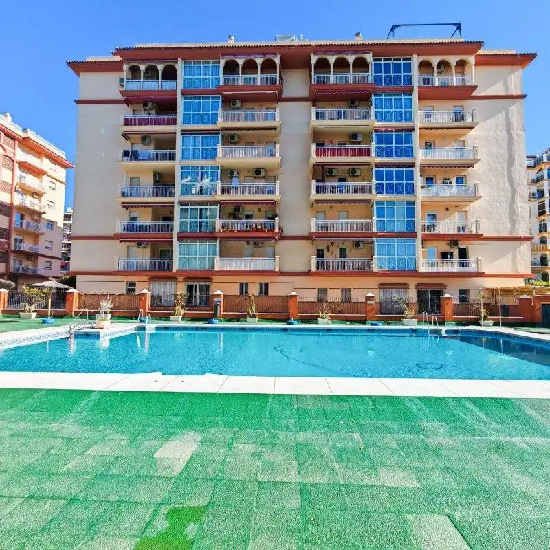 Apartament amb piscina en venda a Los Boliches