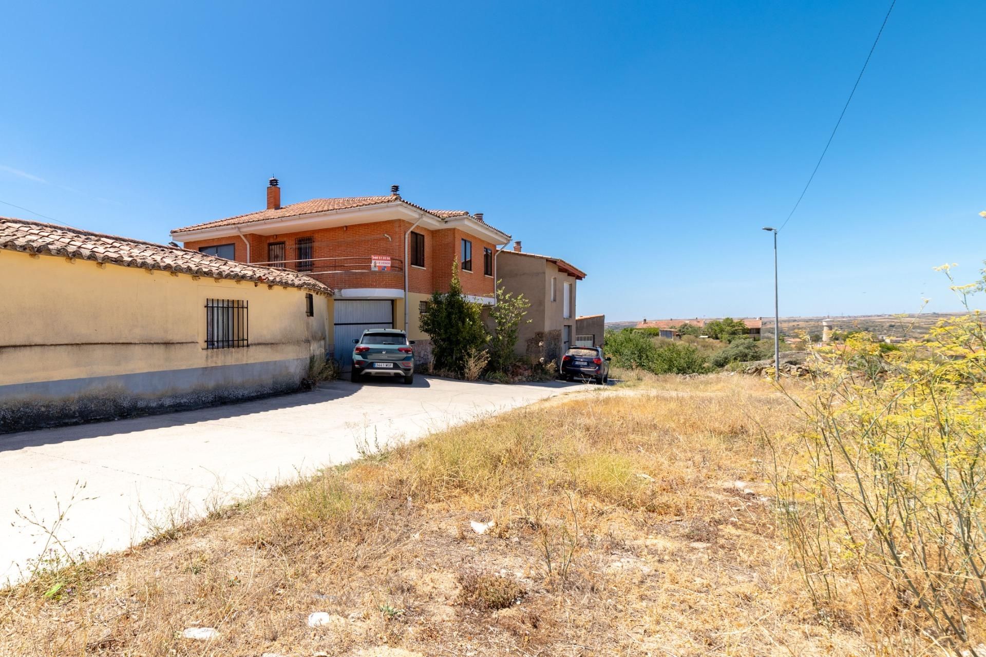 Casa o xalet en venda en Muelas del Pan amb Terrassa