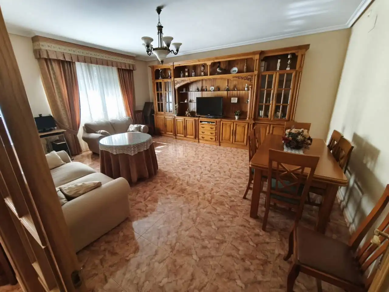 Sala d'estar de Casa o xalet en venda en Ajofrín amb Calefacció i Terrassa
