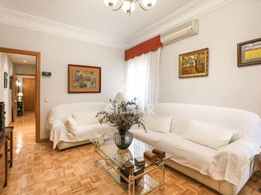 Flat with lift for sale in Arganzuela