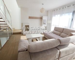 Sala d'estar de Àtic de lloguer en Sant Joan d'Alacant amb Aire condicionat, Calefacció i Terrassa