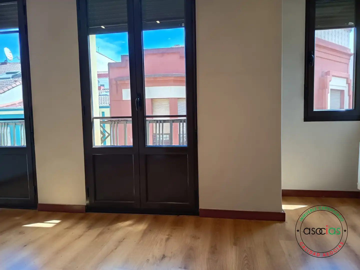 Pis de lloguer a CL CASIMIRO VELASCO, Barrio del Centro