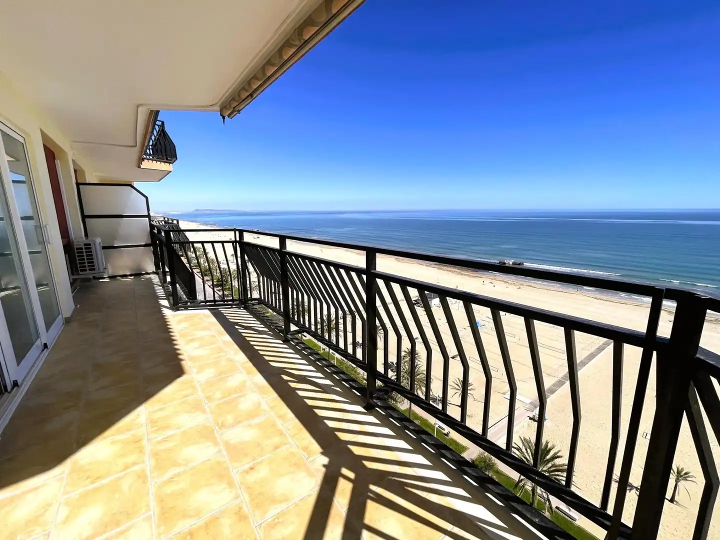 Apartments for rent in Paseo MARITIM NEPTU, 53, Playa de Gandia