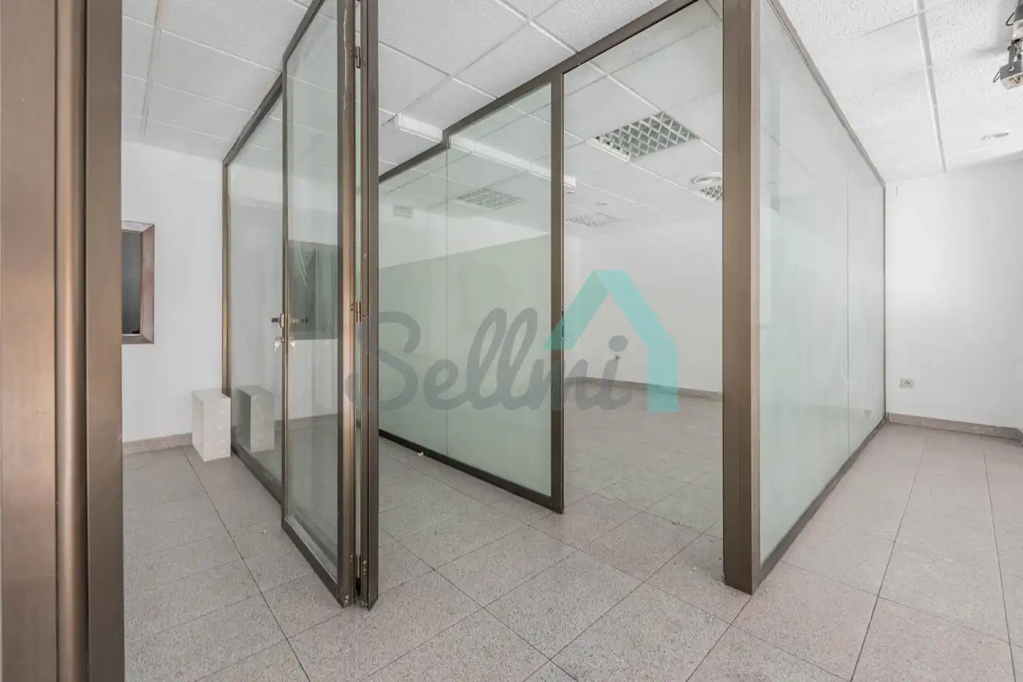 Business premises for sale in Fuertes Acevedo, imagen 10