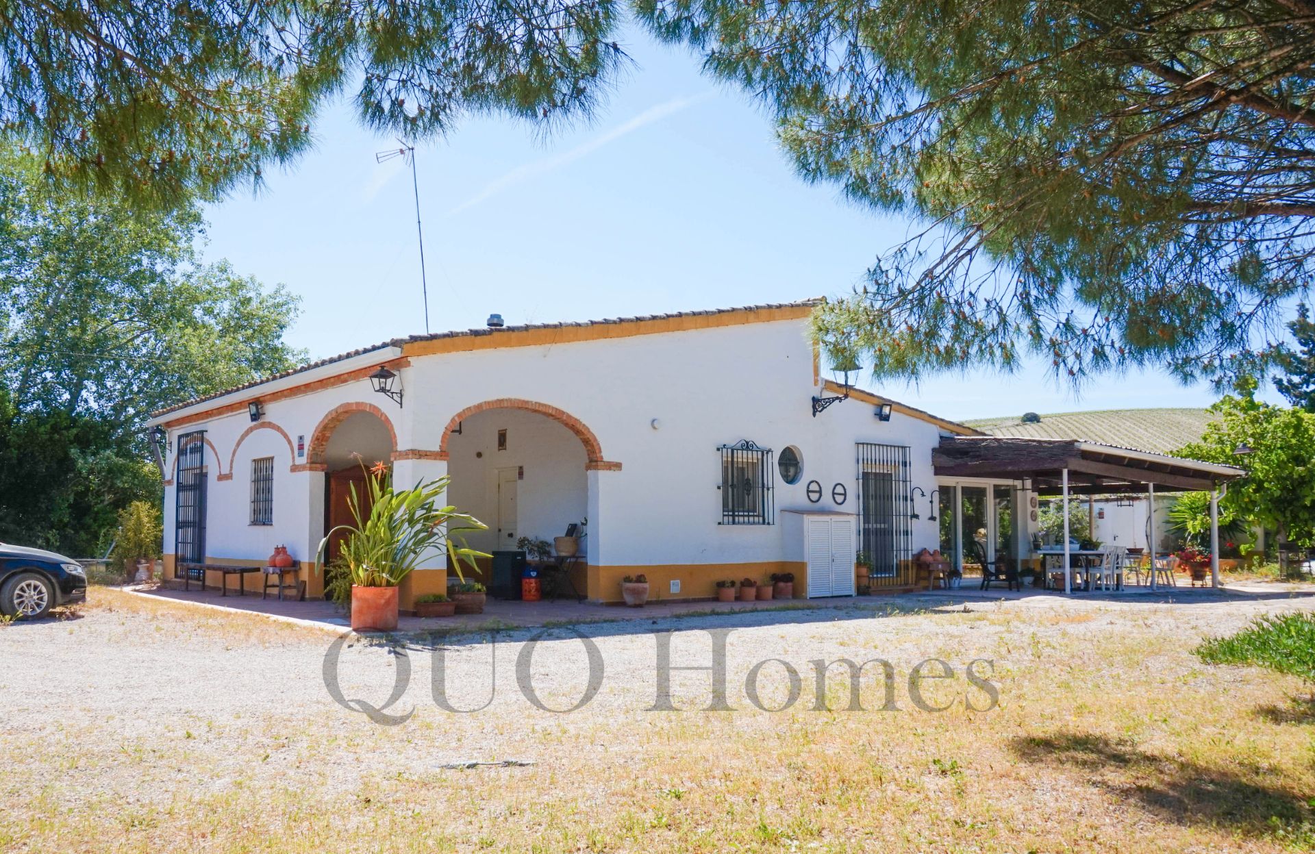 Vista exterior de Finca rústica en venta en Jerez de la Frontera con Aire acondicionado, Calefacción y Jardín privado