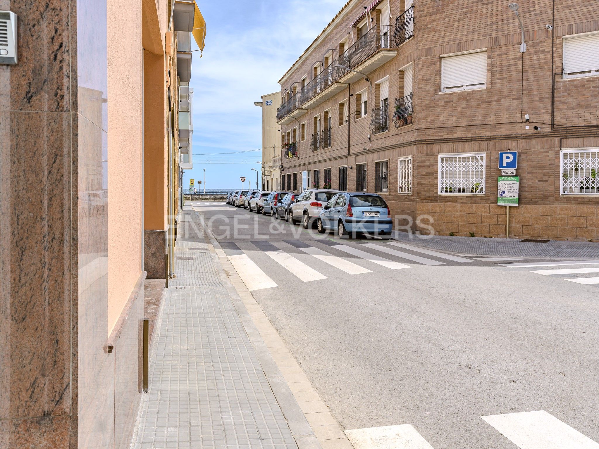Exterior view of House or chalet for sale in Pineda de Mar  with Air Conditioner, Heating and Private garden