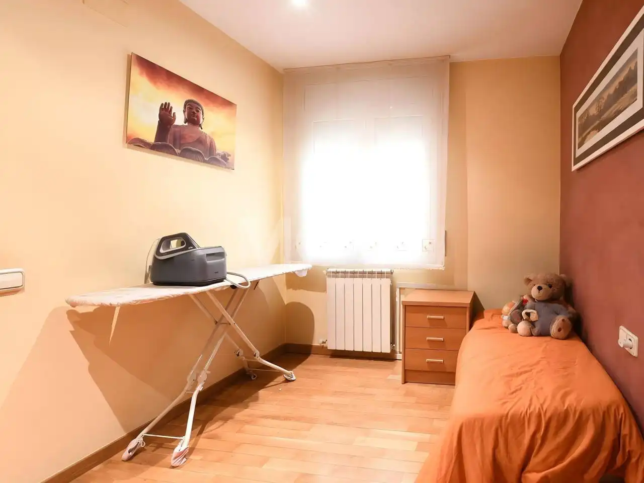 Bedroom of Flat for sale in Vic  with Heating, Terrace and Storage room