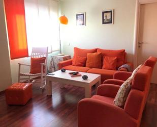 Sala d'estar de Apartament de lloguer en  Cádiz Capital amb Aire condicionat i Calefacció