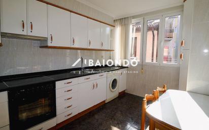 Küche von Wohnung zum verkauf in Eibar mit Balkon