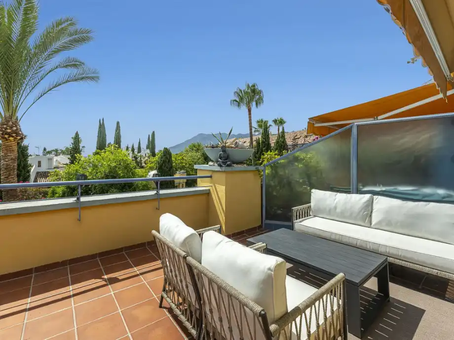 Wohnung mit Terrasse zum Verkauf in Río Real - Los Monteros, imagen 4