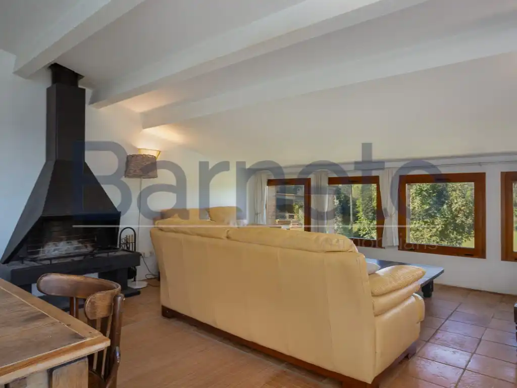 Wohnzimmer von Country house zum Verkauf in Foixà