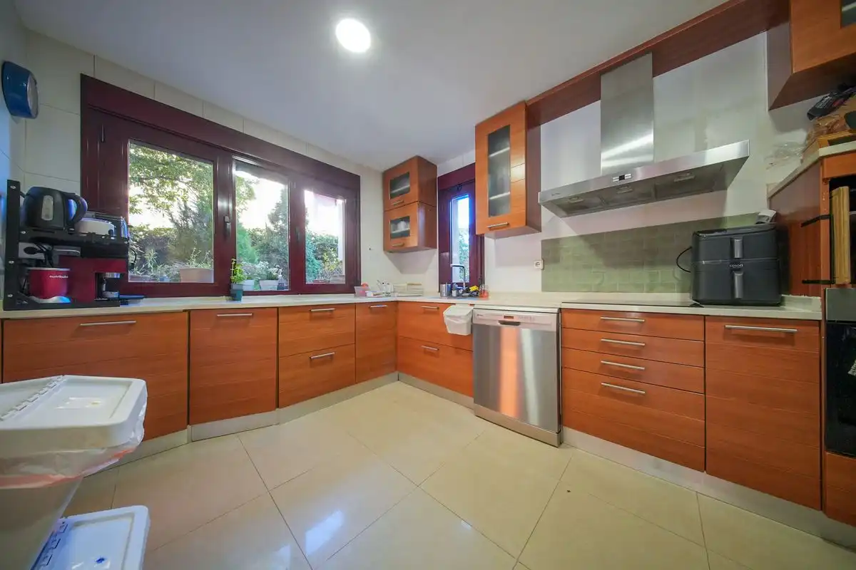 Chalet con piscina en venta en Dehesa – El Soto, imagen 12