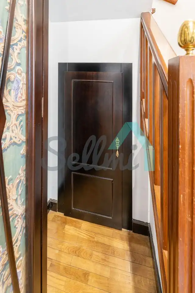 Dúplex en venda en Oviedo  amb Calefacció, Parquet i Terrassa