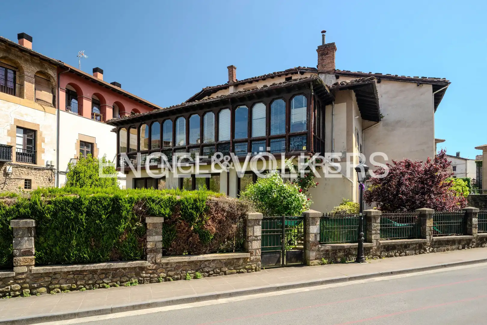 Außenansicht von Haus oder Chalet zum Verkauf in Oñati mit Heizung, Privatgarten und Terrasse