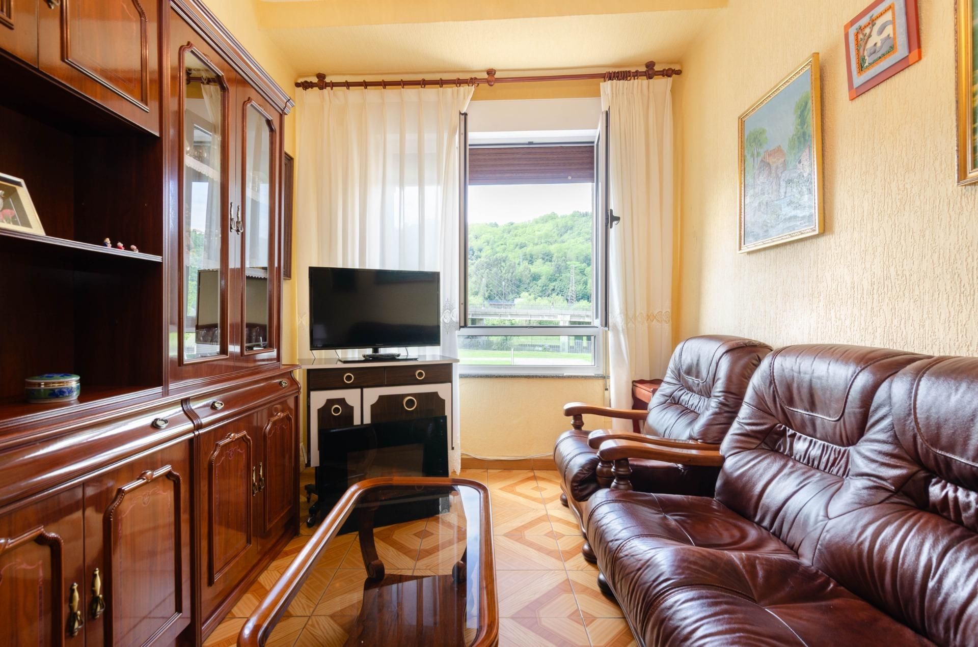 Living room of Flat for sale in Langreo  with Heating