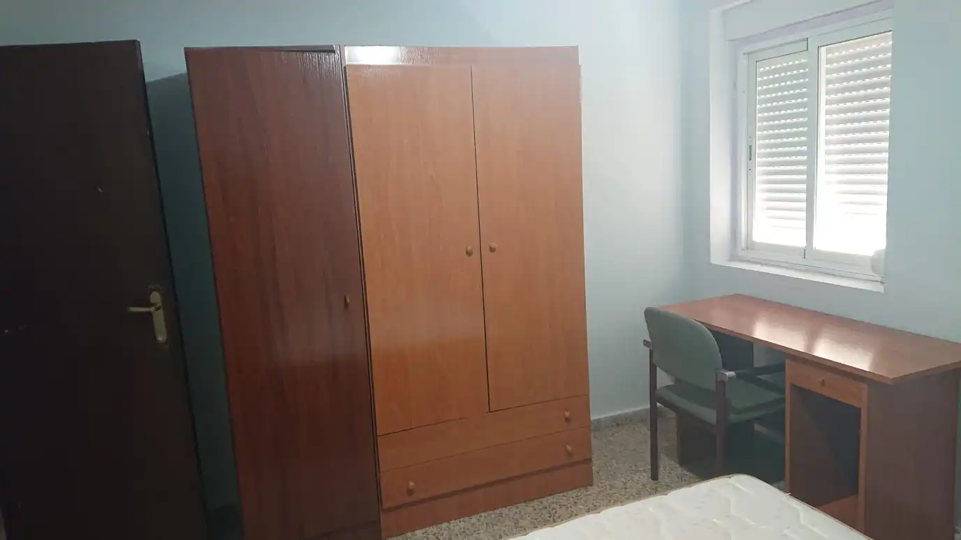 Schlafzimmer von Wohnung zur Miete in Jaén mit Klimaanlage, Heizung und Möbliert