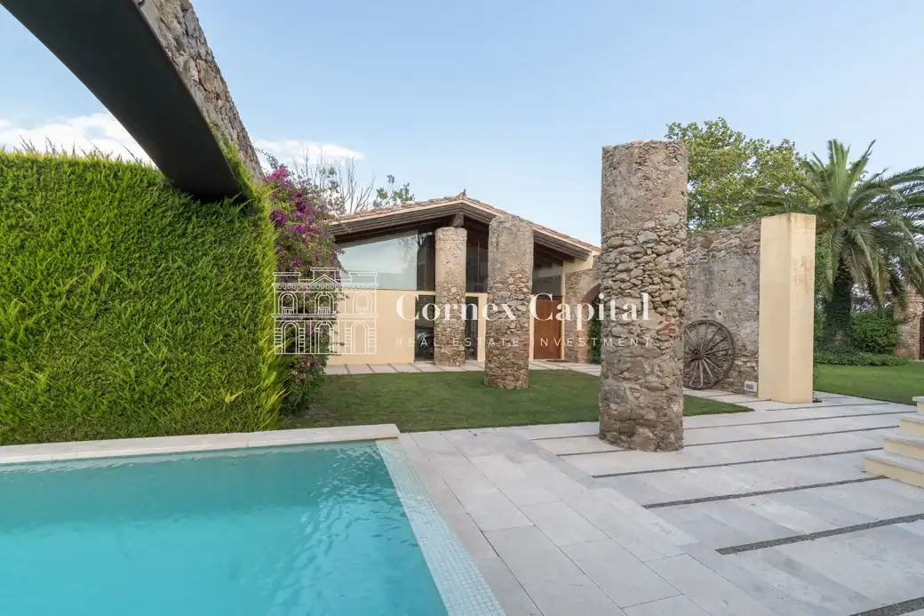 Vista exterior de Casa o chalet de alquiler en Pals con Jardín privado, Terraza y Piscina