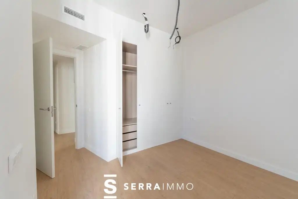 Habitación de Ático en venta en Vilanova i la Geltrú con Aire acondicionado, Terraza y Balcón