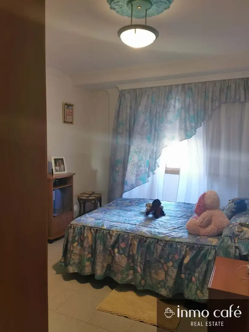 Habitación de Casa adosada en venta en Crevillent con Aire acondicionado