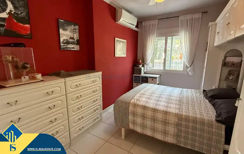Villa con piscina in vendita a Cometa, imagen 8