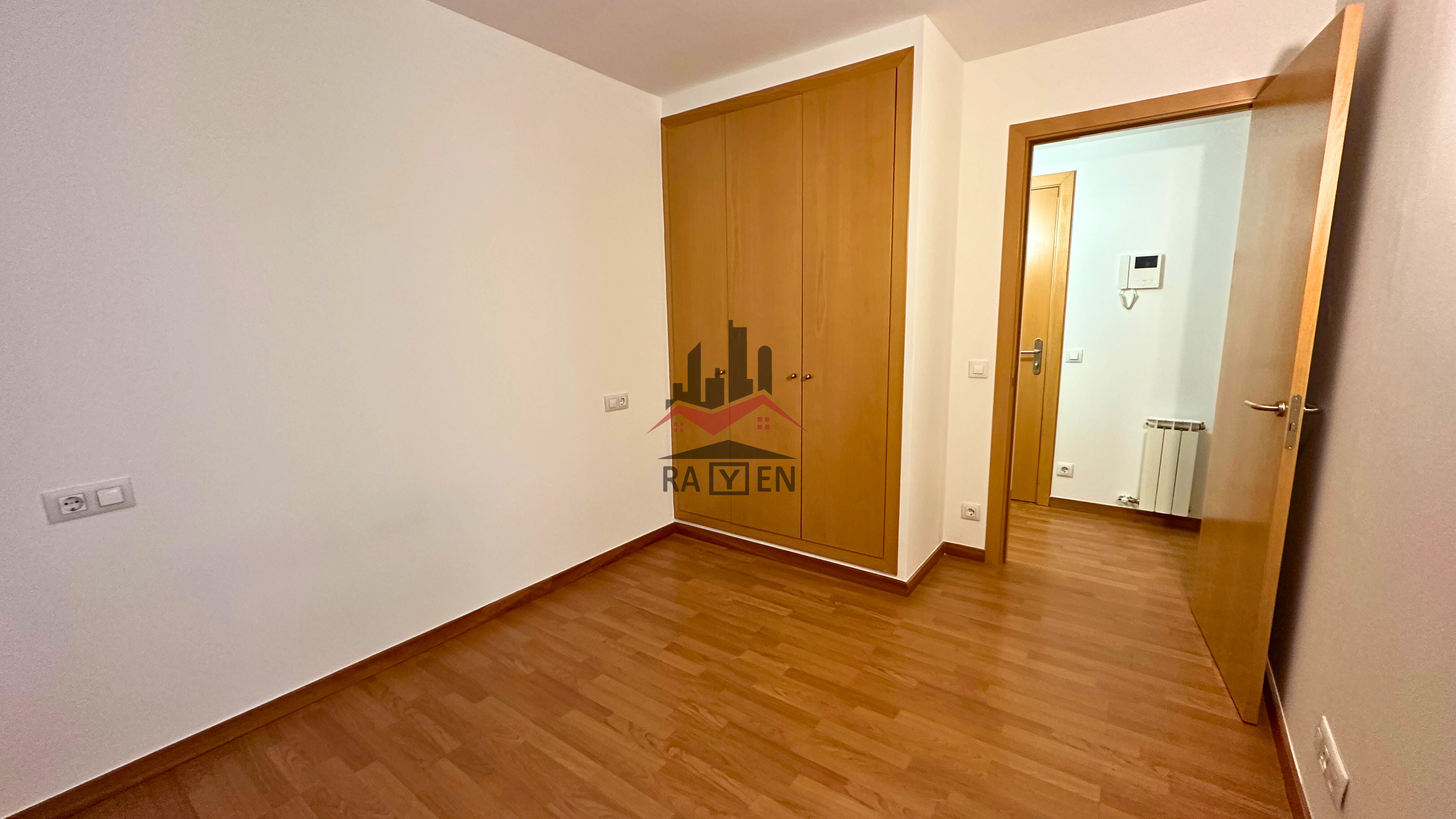 Flat for sale in Cuixa, Eixample - Horta Capallera