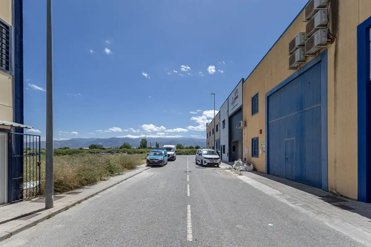 Vista exterior de Terreny industrial en venda en Las Gabias