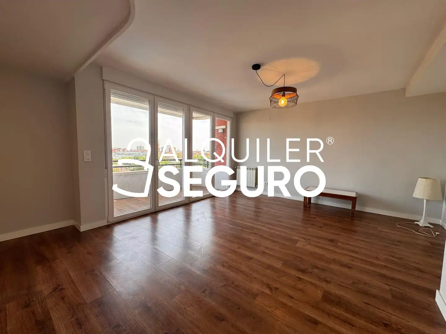 Sala de estar de Piso de alquiler en Madrid con Aire acondicionado, Calefacción y Terraza