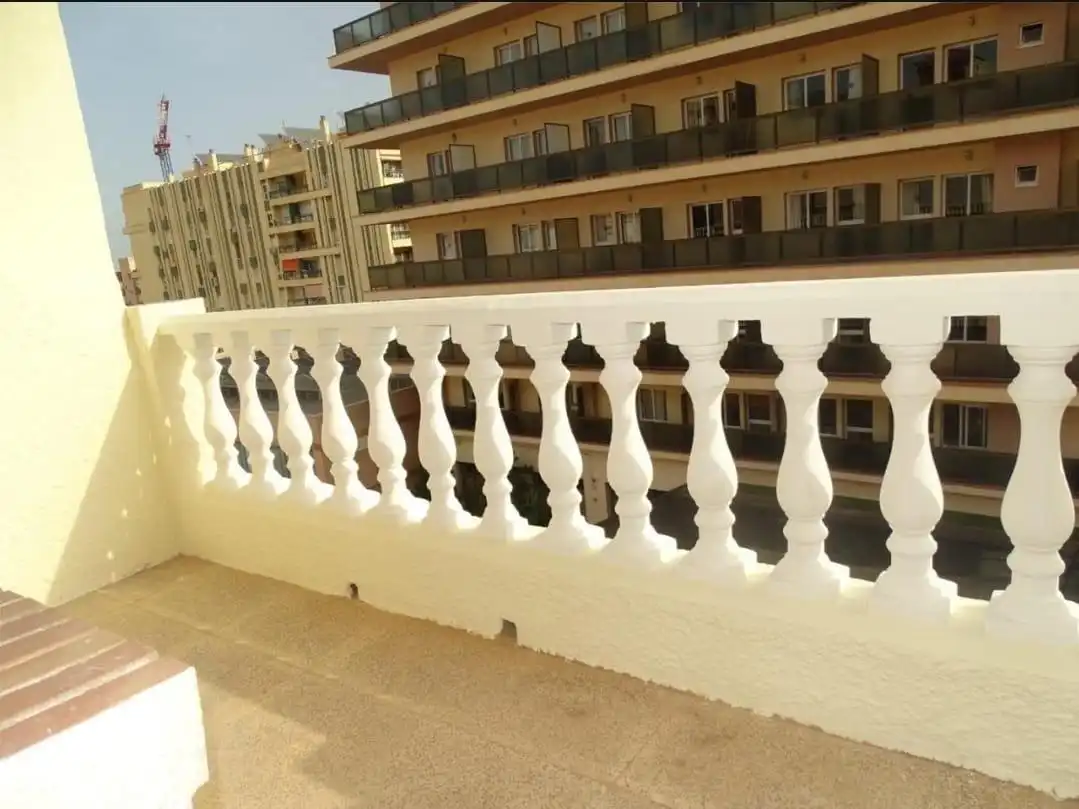 Study for sale in La Carihuela - Los Nidos