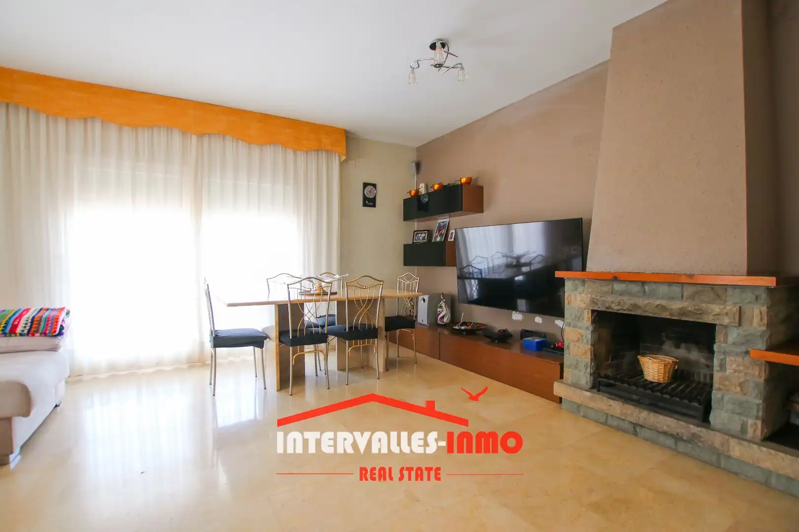 Living room of Houses for sale in Bigues i Riells del Fai  with Air Conditioner, Heating and Private garden