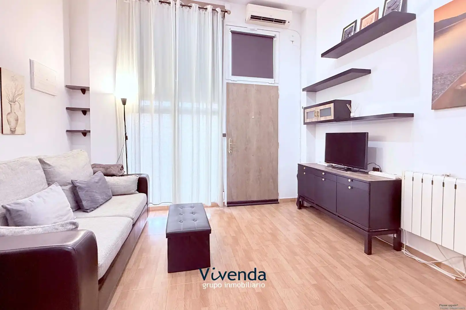 Living room of Flat for sale in Madrid  with Air Conditioner and Heating