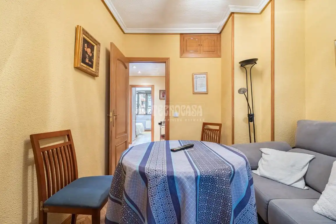 Habitación de Piso en venta en Madrid con Aire acondicionado, Calefacción y Terraza