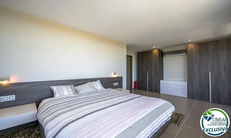 Detached house with terrace for sale in Palau-saverdera, imagen 27