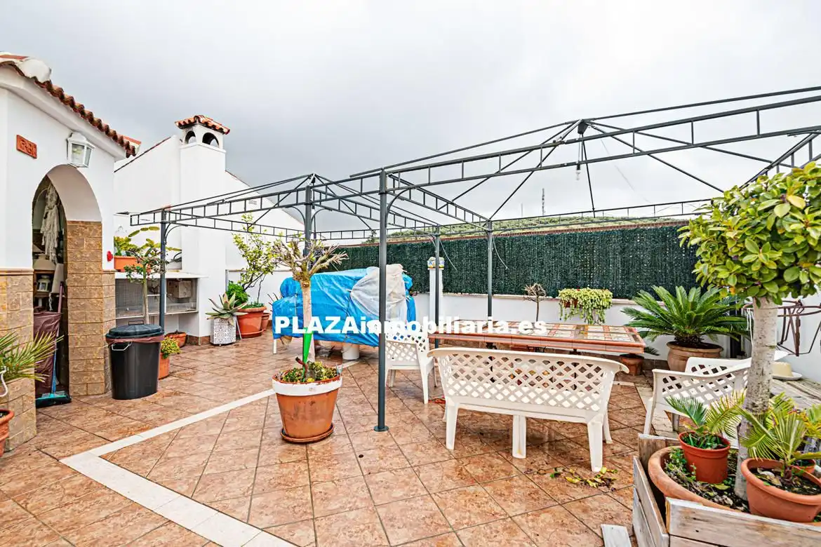 Terraza de Casa o chalet en venta en Lucena con Aire acondicionado, Trastero y Piscina