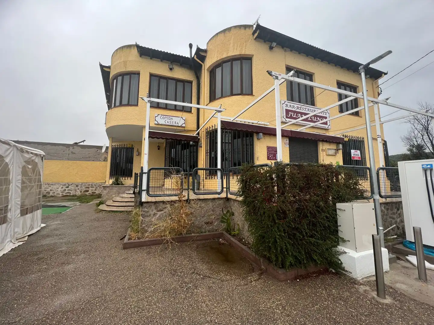 Vista exterior de Nave industrial en venta en Muñogalindo