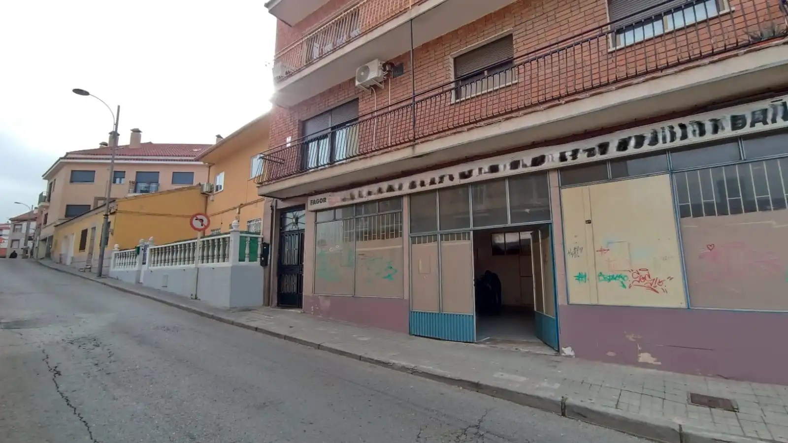 Gewerbefläche zur Miete in Ronda de los Almendros