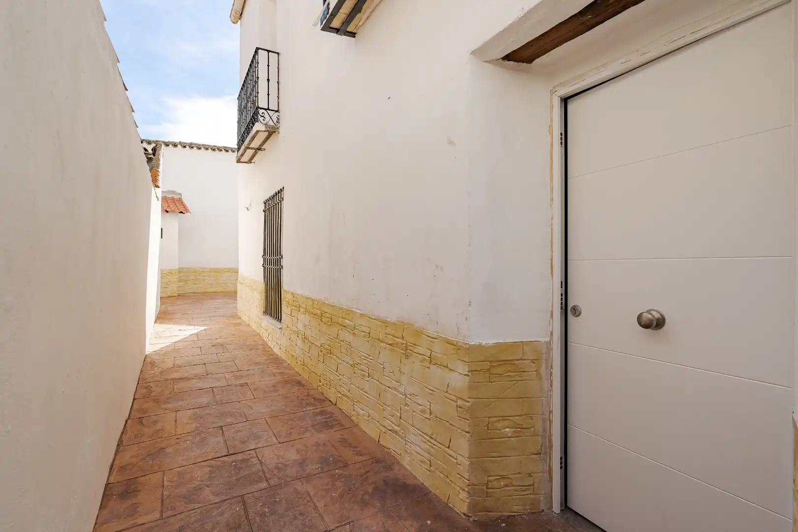 Vista exterior de Casa o xalet en venda en Tielmes amb Aire condicionat, Calefacció i Jardí privat