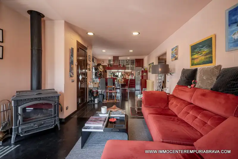 Sala de estar de Finca rústica en venta en Masarac i Vilarnadal con Aire acondicionado, Jardín privado y Terraza
