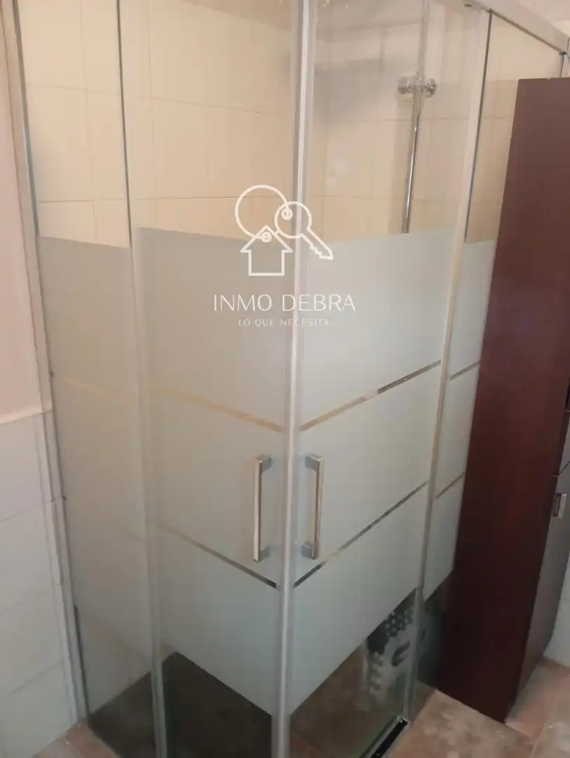 Badezimmer von Wohnung zum Verkauf in Muros de Nalón mit Terrasse, Abstellraum und Möbliert