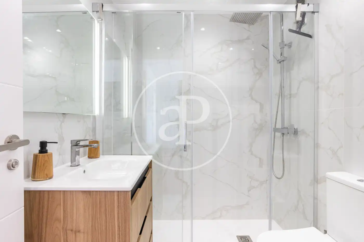 Bathroom of Flat for sale in Sueca  with Air Conditioner, Heating and Balcony