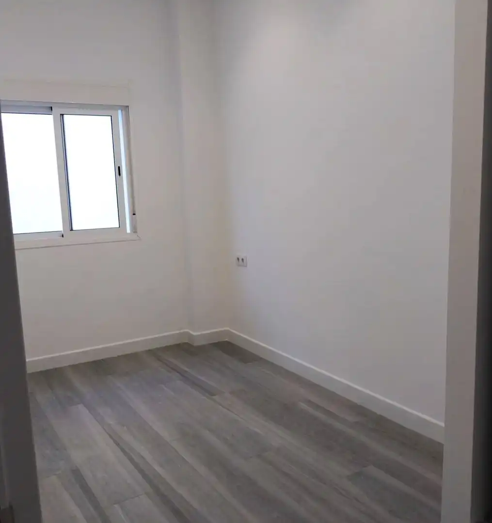 Habitación de Piso en venta en Sevilla