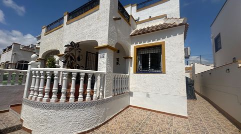 Foto 2 von Einfamilien-Reihenhaus zum Verkauf in La Florida, Orihuela