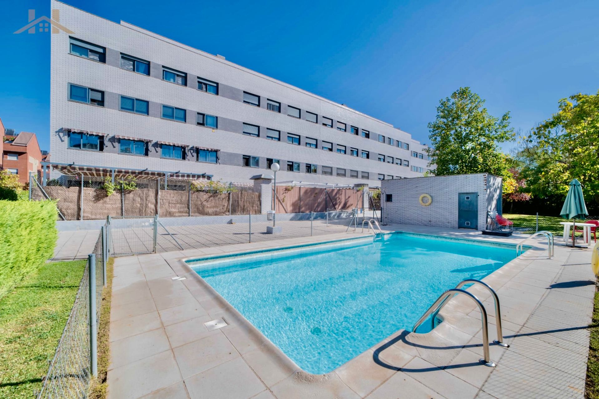 Piscina de Àtic en venda en Colmenar Viejo amb Aire condicionat, Calefacció i Parquet